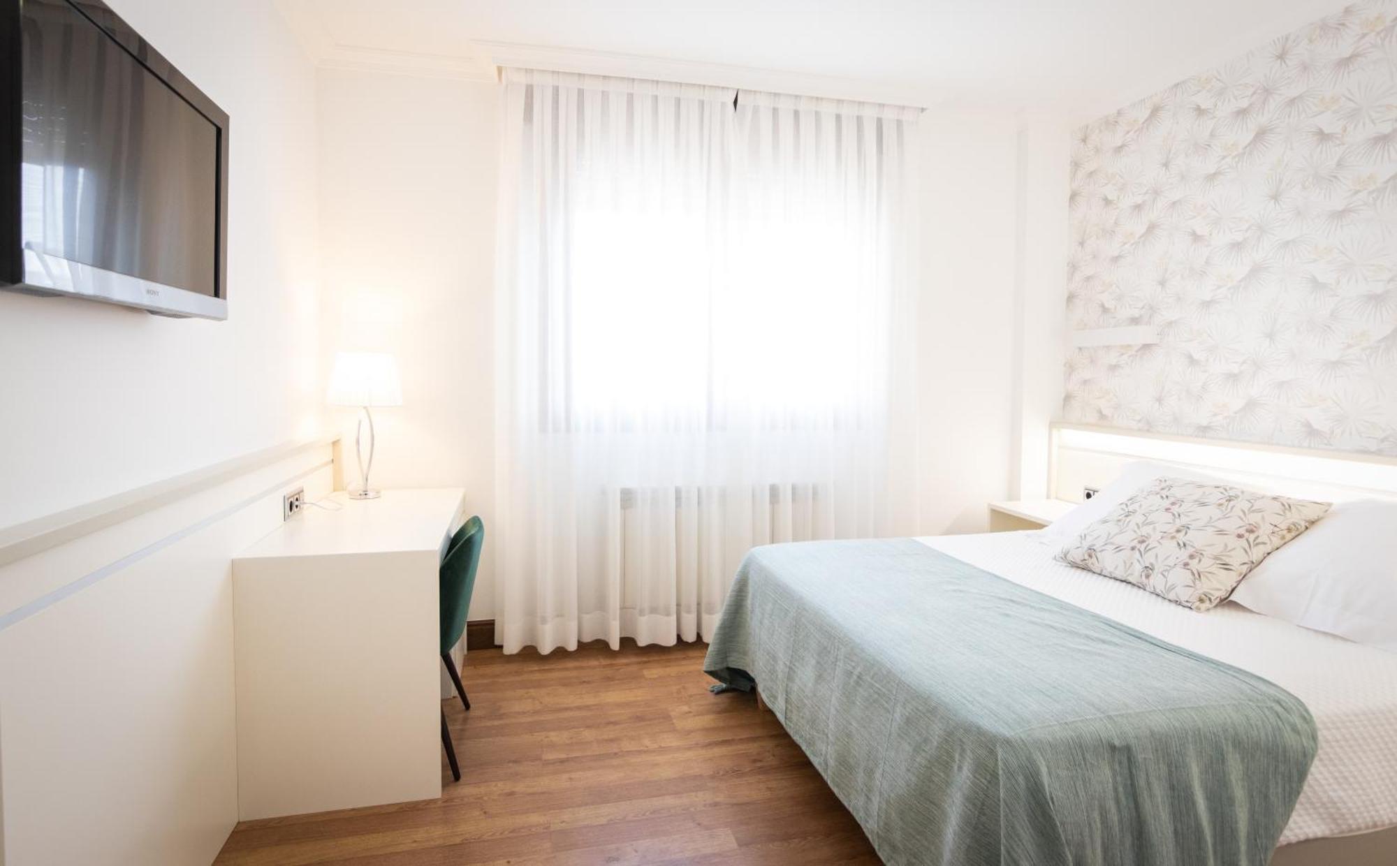 Rivera Del Duero Hotel