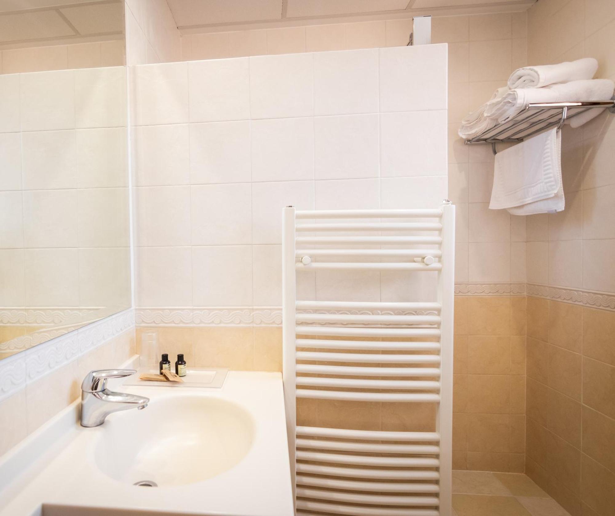 Rivera Del Duero Hotel 3*